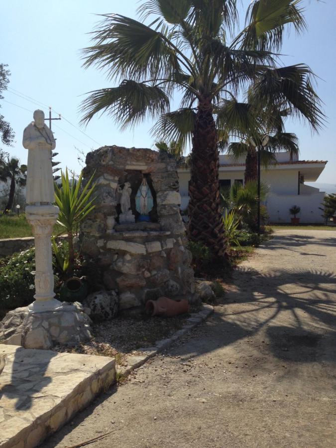 Villa Angela Case Vacanza Vieste Exterior foto